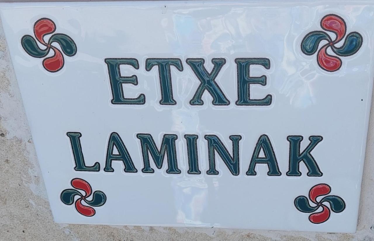 Etxe Laminak Bed and Breakfast Sisteron Eksteriør billede