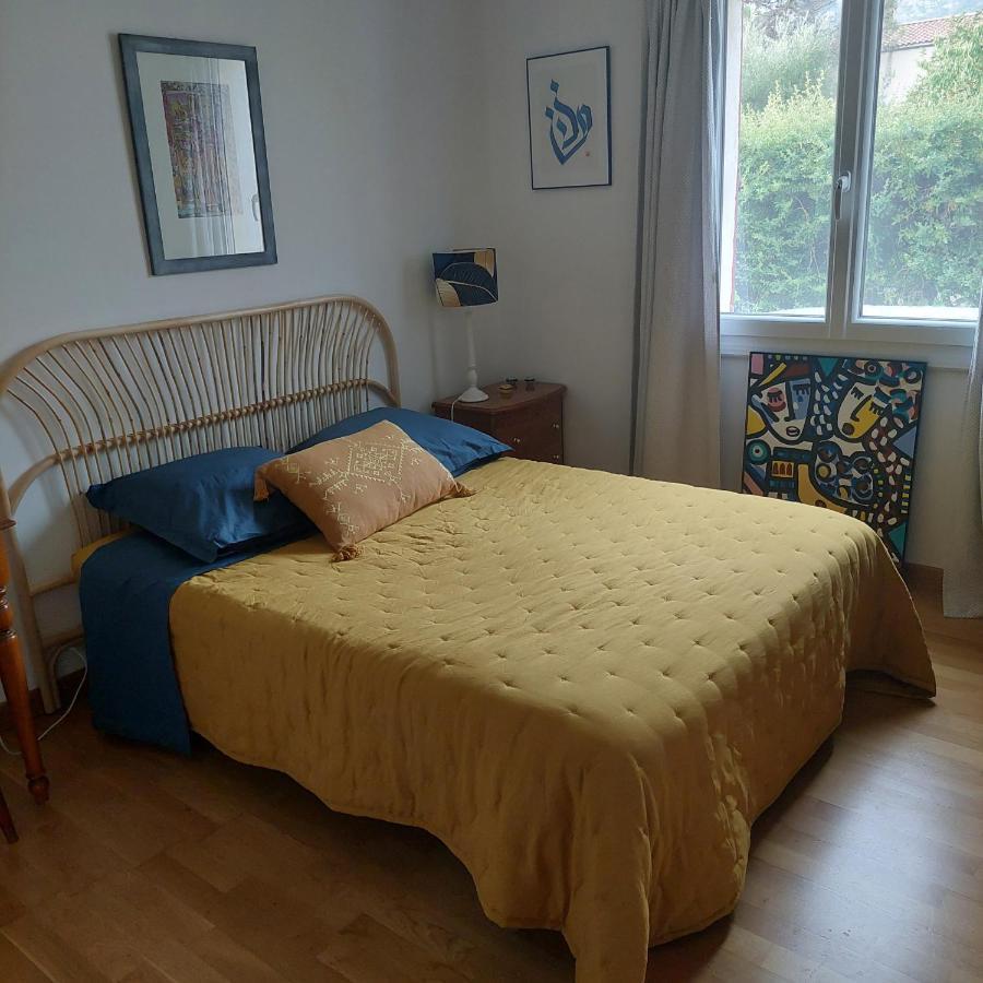 Etxe Laminak Bed and Breakfast Sisteron Eksteriør billede